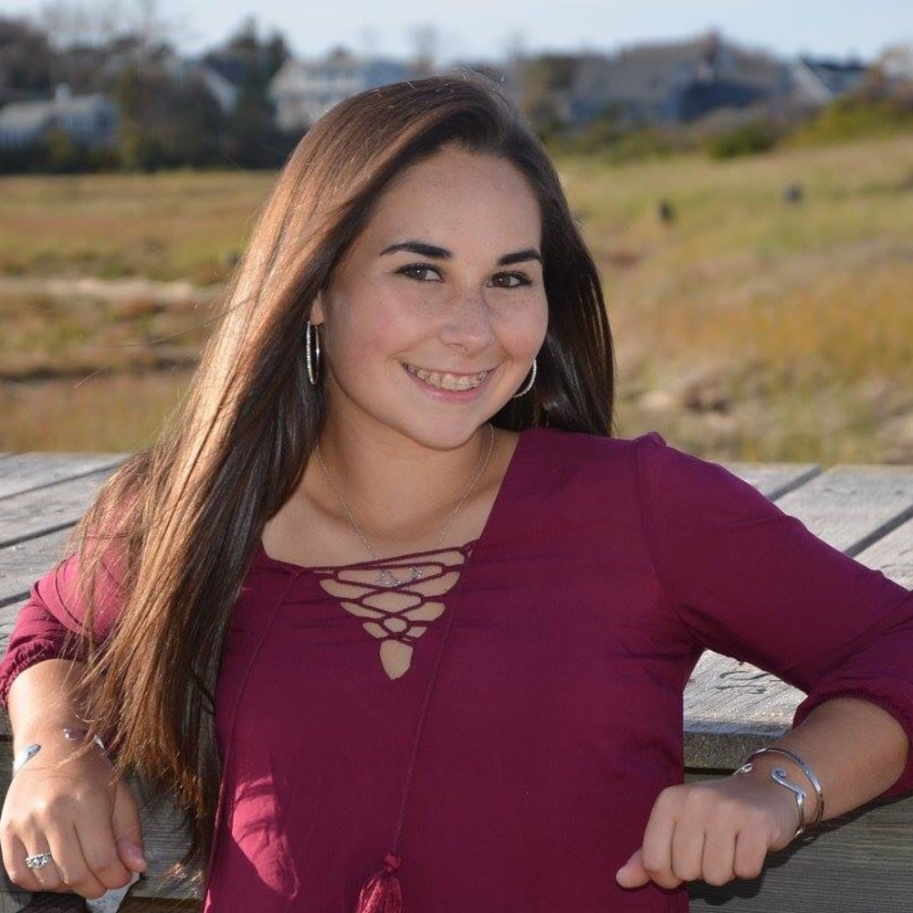 Meet your Posher, Olivia